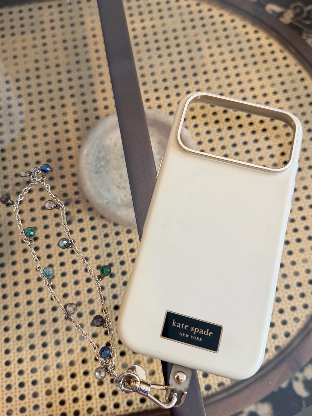 Kate Spade iPhone 17 Pro Max MagSafe Case + Gem Chain